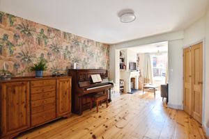 Photo 10- click for photo gallery